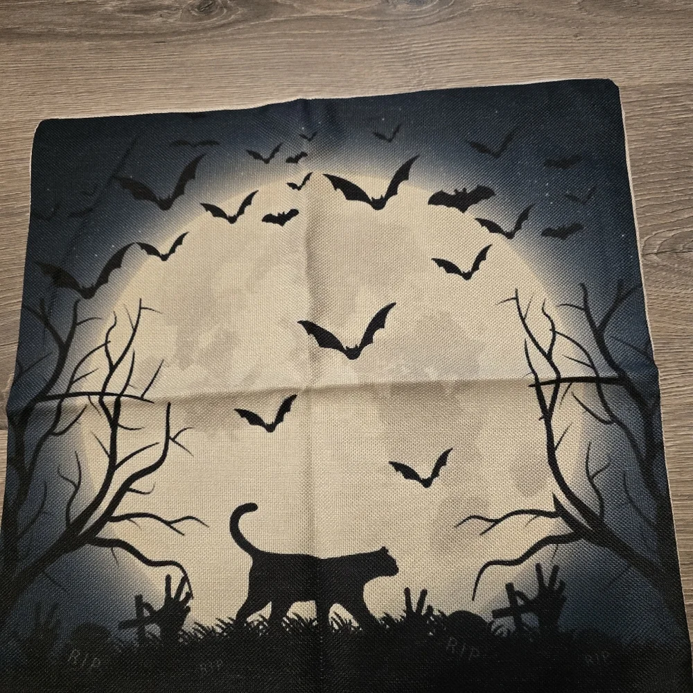 Set Of 2 Halloween Spooky Pillowcases Black Cat Moon Zombie Graveyard 17